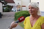 Rodinná přítelkyně Krampolové Ivana Němečková na rozlučce s Haničkou (†59): Co se dělo uvnitř?