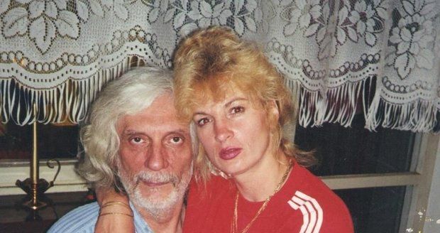 Petr Hapka a kartářka Ivana Regina Kupcová Sádlová
