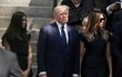 Pohřeb Ivany Trumpové - Donald Trump s Melanií