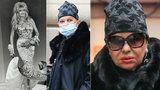 Téměř dokonalé maskování: Ivana Trumpová při výletu do města splynula s davem