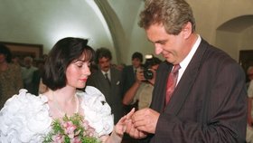 Miloš a Ivana si řekli své ano 2. srpna 1993 na Novoměstské radnici.