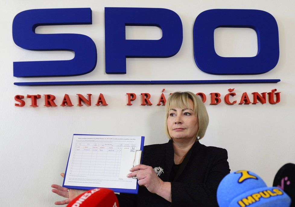 Ivana Zemanová zahájila 24. dubna 2017 sběr podpisů pro Miloše Zemana coby prezidentského kandidáta