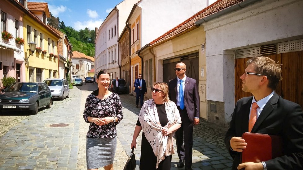 Prezidentova manželka Ivana Zemanová na návštěvě Vysočiny. První den strávila v Jihlavě a Třebíči (25.6 2019)