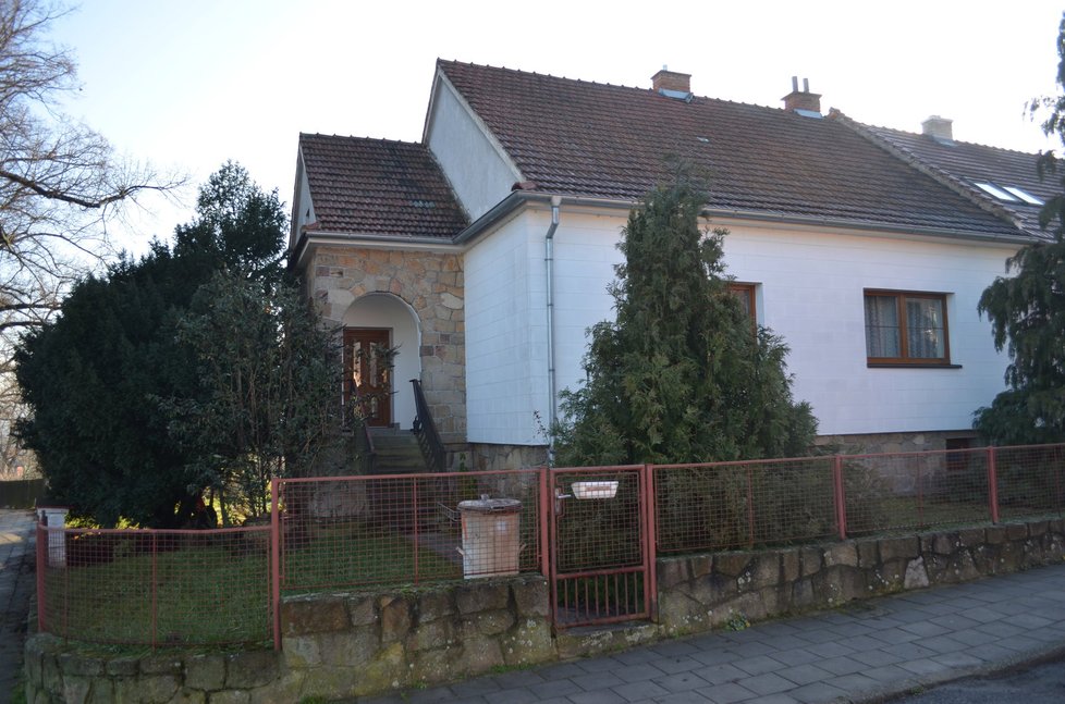 Dům v Ivančicích, v Hornické ulici, kde se odehrála vražda seniora (†90).