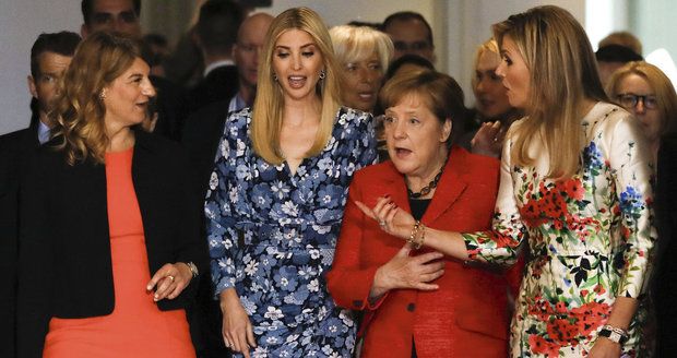 Účast Ivanky Trump na summitu žen popudila část Němců. Nemá tam prý co dělat