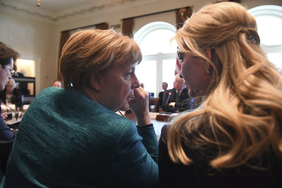 Ivanka Trump nechyběla v Bílém domě během návštěvy německé kancléřky Angely Merkelové.