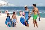 Ivanka Trump vyrazila s manželem a dětmi na pláž