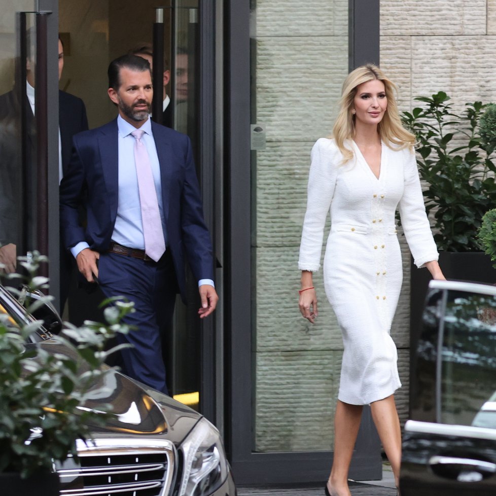 Ivanku Trump do Prahy doprovodili její manžel Jared Kushner i starší bratr Donald Trump Jr.