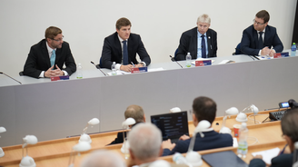 Malé modulární reaktory nabízejí Česku skvělou příležitost, shodli se diskutující experti Malé modulární reaktory nabízejí Česku skvělou příležitost, shodli se diskutující experti