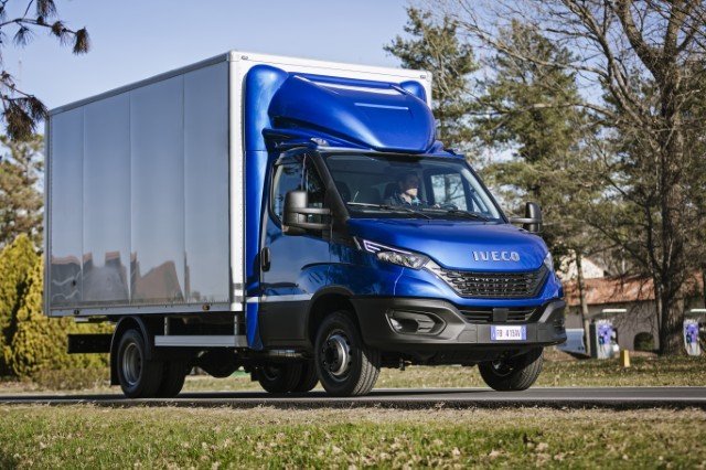 Iveco New Daily Cab Box