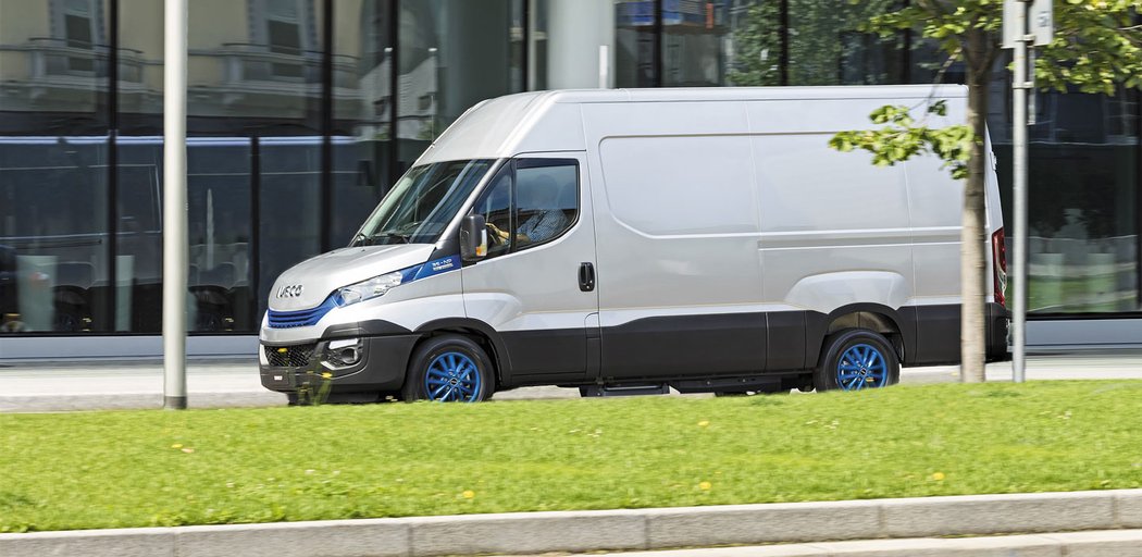 Furgon s celkovou hmotností 3,5 tuny a pohonem na CNG tvoří provozně nejekonomičtější variantu