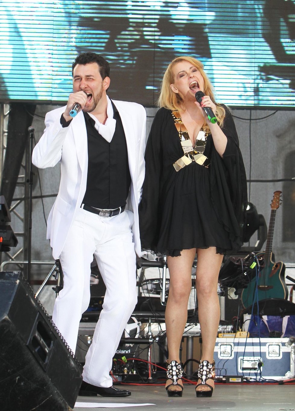 Martucci si s Ivetou Bartošovou zazpíval na Staromáku před lety duet.
