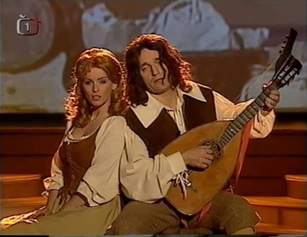 Rok 2005 - píseň Šalvěj, zázvor, muškát a kmín neboli remake hitu slavného due Simon&Garfunkel. Iveta úřaduje po boku imitátora a zpěváka Vladimíra Hrona v jeho pořadu Jsou hvězdy, které nehasnou.