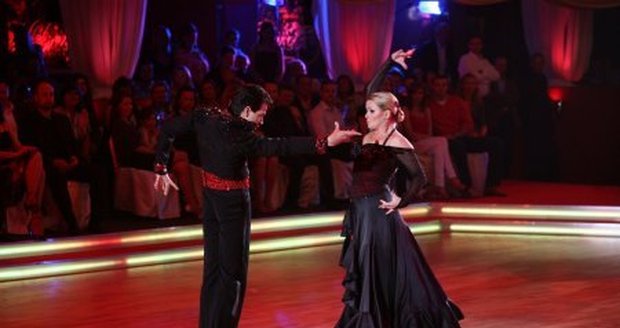 Iveta Bartošová v Let´s Dance - paso doble pokazila