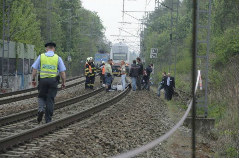 29. dubna 2014: Bartošová spáchala sebevraždu za bílého dne.