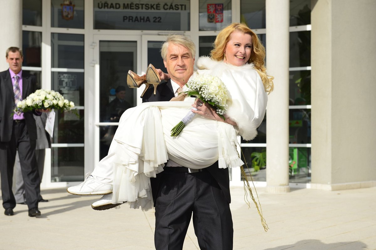 24. 9. 2013 Svatbou s životní láskou Josefem Rychtářem začala Iveta nový život.