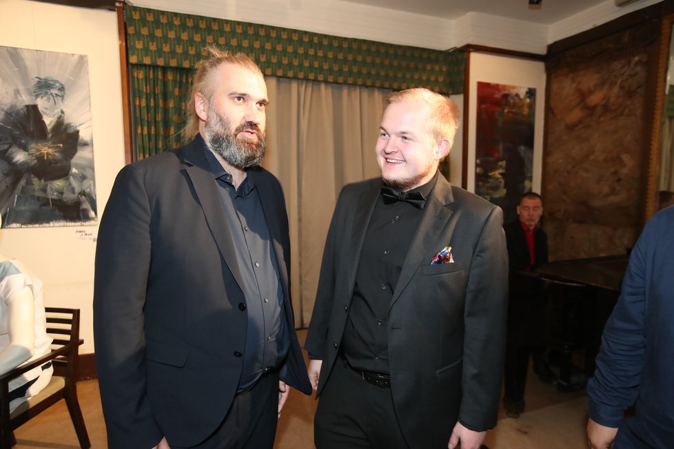 Syn Bartošové a Štaidla Artur s režisérem Michalem Samirem.