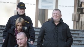 Ivo Rittig opouští budouvu policejního ředitelství