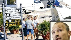 Kompormitující fotografie z toskánské dovolené Topolánka s lobbisty prý agenti nedělali