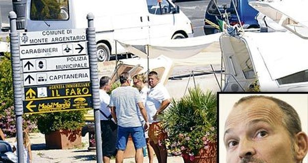 Kompormitující fotografie z toskánské dovolené Topolánka s lobbisty prý agenti nedělali