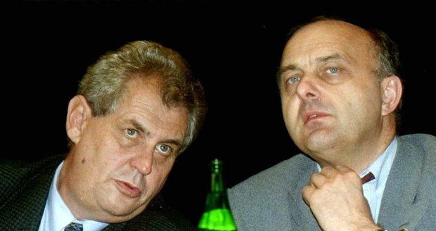 Zemřel exministr financí Svoboda (†68). Člen Zemanova kabinetu seděl ve vězení