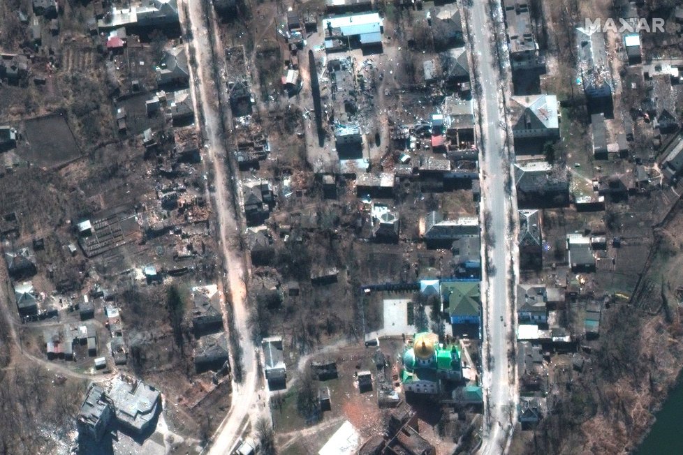 Satelitní pohled na masový hrob v Izjumu (17. 9. 2022)