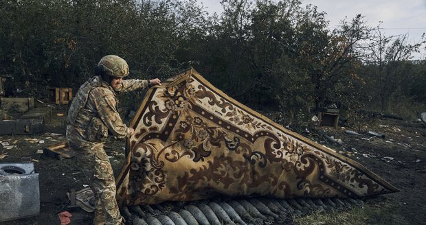 Ukrajina míří k ovládnutí Doněcké oblasti. Přesný úder zabil naráz 200 okupantů