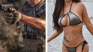 Izraelské vojačky vypadají na sociálních sítích jako sexy modelky, ale jsou to i tvrdé bojovnice