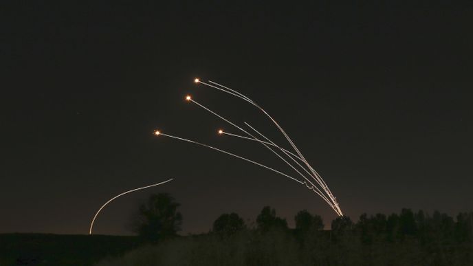 Na raketový útok z Pásma Gazy odpověděli Izraelci útokem