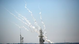 Hamás útočí na izraelská letiště. Vyzývá aerolinky, aby zastavily provoz