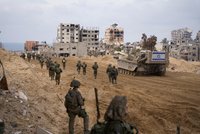 Izrael zesílil údery na jihu Pásma Gazy. Chystá několikaměsíční „likvidační“ operace?