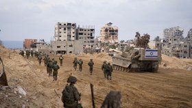 Izrael zesílil údery na jihu Pásma Gazy. Chystá několikaměsíční „likvidační“ operace?