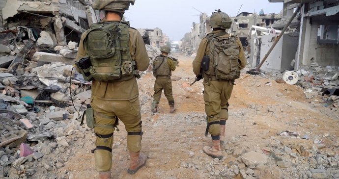 ONLINE: Izrael provedl 200 úderů na cíle Hamásu. Během ofenzivy přišel už o 75 vojáků