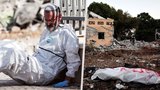 „Brečet začnete, až když přijdete domů.“ Izraelci pátrají po tělech lidí zavražděných Hamásem 