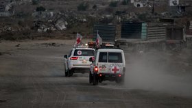 Předávání těl mezi Izraelem a Hamásem (30.10.2025)