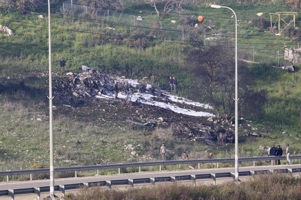 Izraelci zaútočili na základny na syrském území. Při náletu přišli o jednu stíhačku F-16.