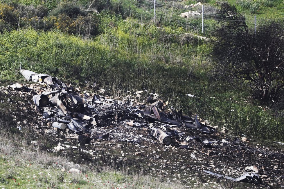 Izraelci zaútočili na základny na syrském území. Při náletu přišli o jednu stíhačku F-16.