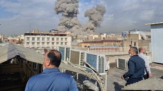 ONLINE: Do vlasti se vrací další Češi z Perského zálivu, cena ropy dál roste ONLINE: Do vlasti se vrací další Češi z Perského zálivu, cena ropy dál roste