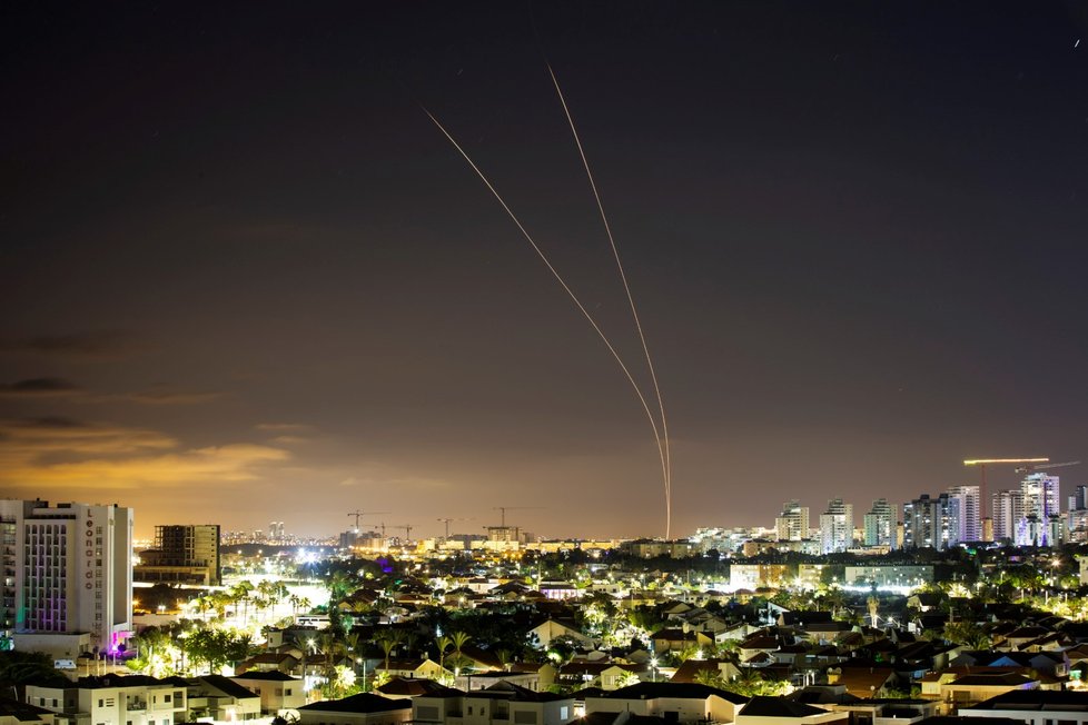 Izraelská města chrání systém protivzdušné obrany Iron Dome,
