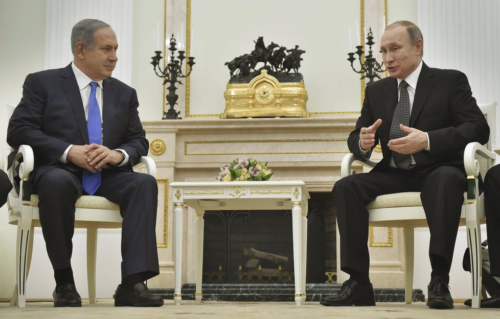 Izraelský premiér Benjamin Netanjahu s Vladimirem Putinem