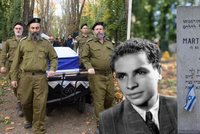 Izraelci z Česka odvezli ostatky prvního padlého výsadkáře: Před 73 lety ho zastřelil československý voják