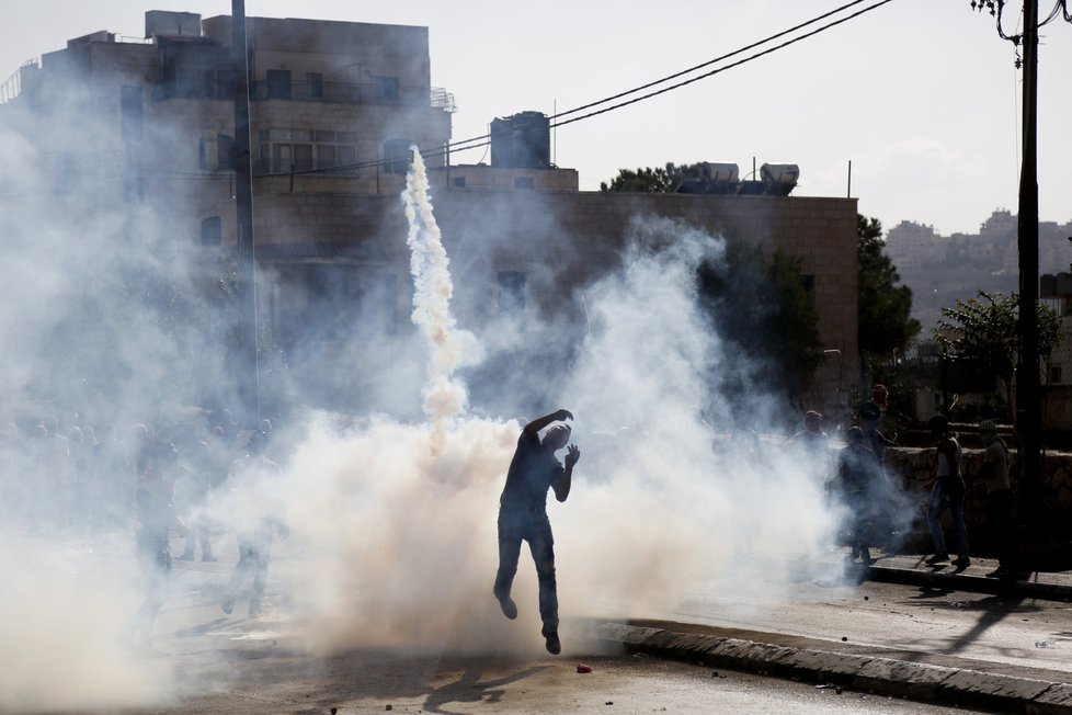 Obrazem: Jeden den bojů mezi Izraelem a Palestinou