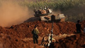 Izraelská armáda na cvičení u hranic s Libanonem na severu země (26.10.2023)