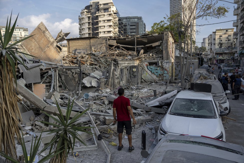 Hamás napadl Izrael: Zasažený Tel Aviv (8.10.2023)