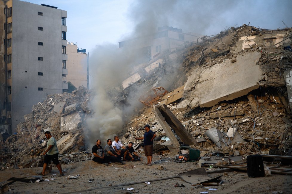 Poničená Gaza po odvetném útoku Izraele (8.10.2023)