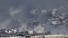 Izrael pokračuje ve své pozemní operaci v Pásmu Gazy.