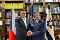 Lipavský nečekaně v Izraeli: Domů veze 34 Čechů! Jednal s prezidentem i vnučkou ženy, kterou unesl Hamás