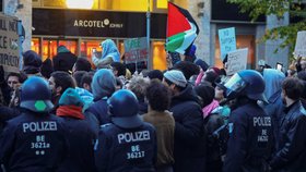 Propalestinská demonstrace ve Frankfurtu (18. 10. 2023)