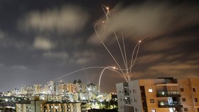 Vyostřený spor mezi Izraelem a Palestinou: Obě území pokračují v ostřelování (12.5.2021)