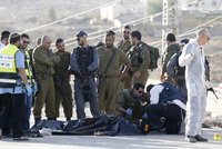 Palestinec pobodal izraelskou vojačku (19): Žena je v kritickém stavu